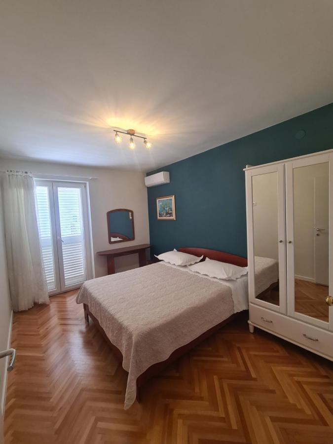 Apartment Nena & Petar Makarska Exterior foto