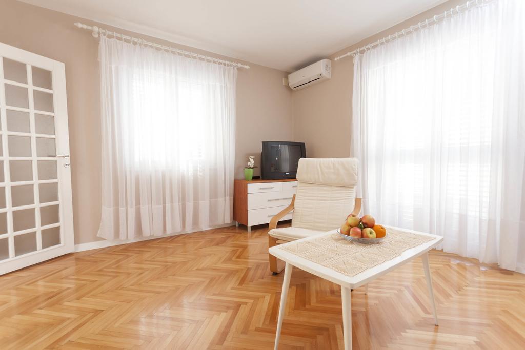 Apartment Nena & Petar Makarska Exterior foto
